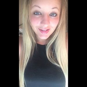 Meet your Posher, Casey